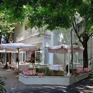 Capri Римини
