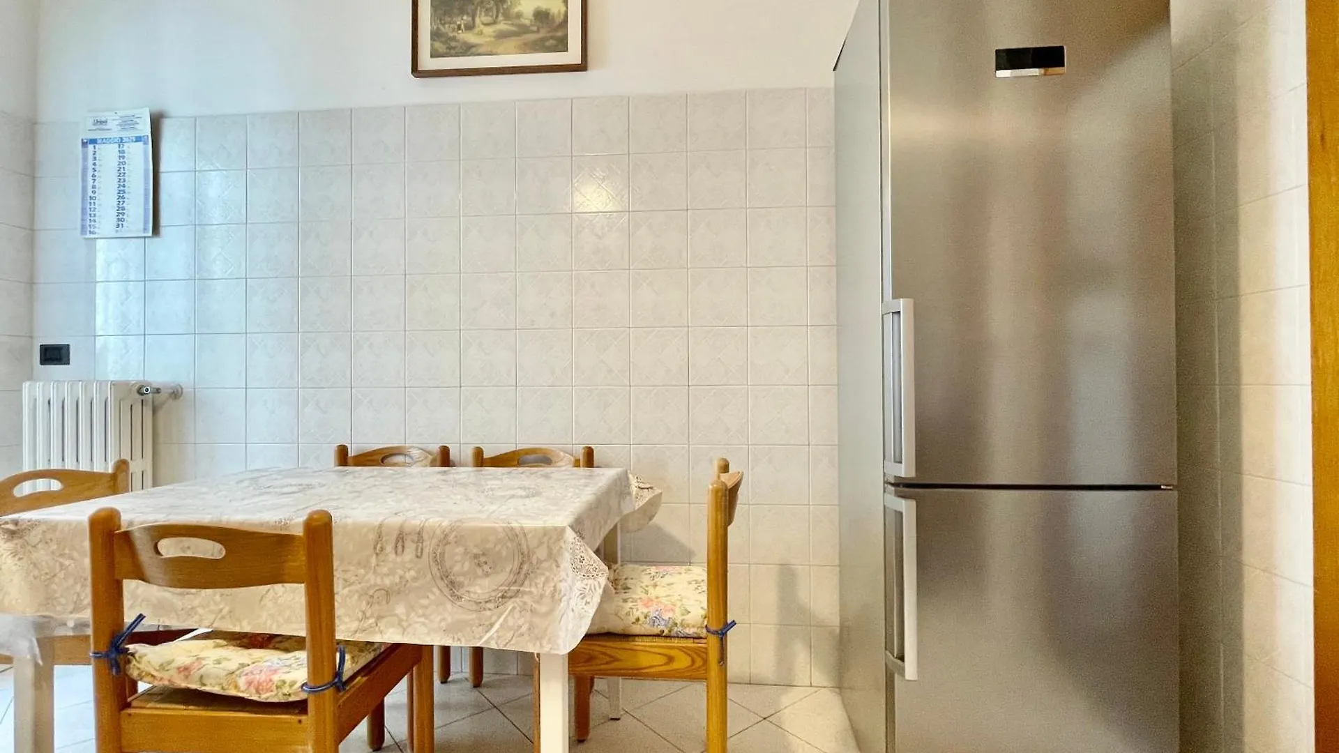 3 Camere Terrazzo E Posto Auto - Praga 36 Rimini 0*,